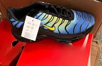 Хванаха над 54 000 "маркови" стоки на Капитан Андреево