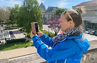 Австрийска блогърка рекламира "Сексагинта Приста" пред Европа