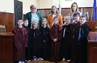 Бъдещи първокласници облякоха съдийски тоги в Разград