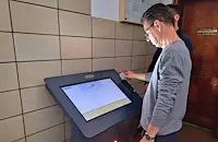 Съдът в Русе пусна втори киоск с четец за лични карти