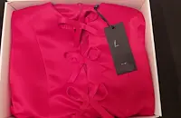 КЗП погна онлайн магазин след жалба за сгрешен размер на рокля