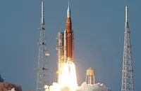 НАСА изстреля четирима астронавти към Луната след 54-годишна пауза