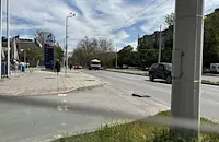 Опасна шахта зее на булевард "Липник"