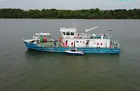 Разиграха спасяване на капитан със счупени крака в Русе