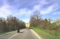 Самоубийствено изпреварване с мотор на пътя Русе - Бяла