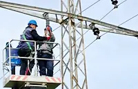 Обновиха 14 километра електропроводи в Русенско