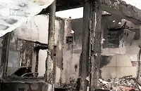 Пожар изпепели дома на семейство с три деца