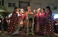 Тивериополският епископ Тихон отслужи Великденската литургия в храм "Света Троица"