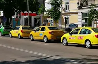 Таксиметровият бранш в Русе поиска скок на тарифите