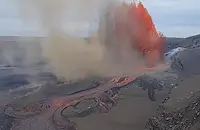 Вулканът Килауеа изхвърли 150-метрови фонтани от лава