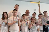 "Златните рибки" на Скури спечелиха 26 медала на благотворителен турнир