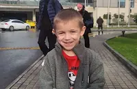 Търсят средства за лечението на 6-годишния Крум с хоротека на Текето