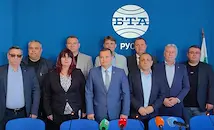 Кметове предупреждават за нашествие от комари край Дунава