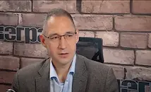 Георги Ангелов: Евтиният петрол идва най-рано след половин година