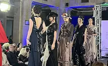 Международни дизайнери превърнаха жп гарата в Русе в моден подиум