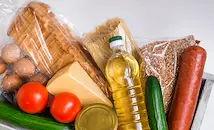 Малката потребителска кошница у нас прехвърли 61 евро