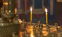 Девойки гадаят за съпрузи с три чехъла на Светла сряда