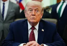Американският флот продължава строгия контрол над Ормузкия протокПрезидентът на САЩДоналд