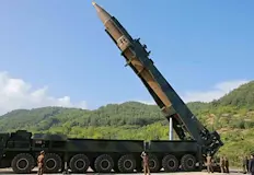 Военната активност идва след провален тест край столицатаСеверна Корея изстреля