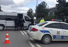 Aрестуваха над 500 души за връзки с Ислямска държаваТурската полиция