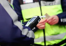 Нарушителите са заловени при проверки в Русе и МартенТрима мъже