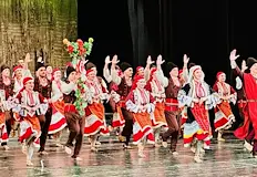 Кметът Пенчо Милков поздрави състава по случай юбилеяФолклорен ансамбъл Русчуклийче