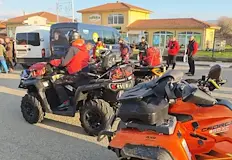 Следите в калта показват че възрастната жена е тръгнала обратно