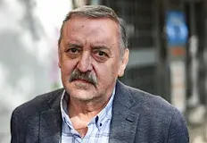 Къпането не отмива паразитите те симулират бенка върху кожатаС настъпването
