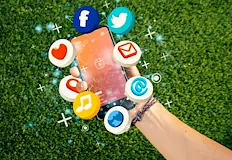 Редица платформи стават недостъпни за децата от началото на 2027 аГърция