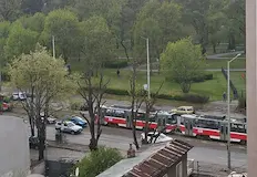 Инцидентът се размина без пострадали но счупи автосцепките на мотриситеВтора