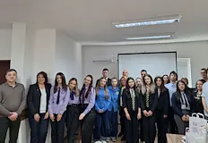 Ученици от четири училища дебатираха агресията и правата на човека