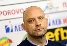 Треньорът на Левски ще спори за поста с Орлин АтанасовПрезидентът