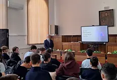 Заместник председателят на Окръжния съд влезе в час в МГ Баба
