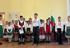 Ученици от ОУ Иван Вазов отбелязаха 150 години от Априлското