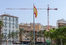 Мадрид налива 7 милиарда евро срещу имотната кризаИспанското правителство одобри