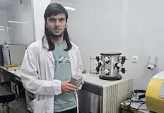 Иновативният материал на БАН поглъща вредните емисииБългарски учени разработиха нов