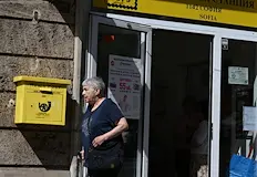 Държавата прибира увеличението на хиляди бедни работещи пенсионериОт днес Националният