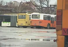 Полицията изведе мъжа доброволно и без физическа съпротива малко след