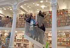 Учениците отбелязаха Деня на детската книга в РумънияМладежи от клуб