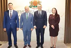 Служебният министър се среща с творческите институции във Фабрика Култура Областният
