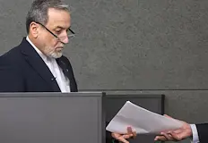 Абас Арагчи търси подкрепа от Владимир ПутинИранският външен министър Абас