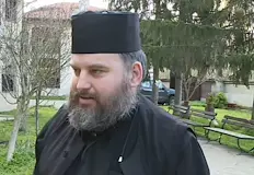 Стотици вярващи посрещнаха Великден в Басарбовския манастирСтотици миряни се стекоха