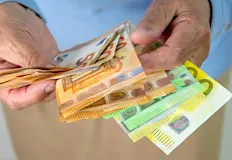 Решението слага край на споровете с пенсионните фондовеПърви братовчеди имат