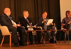 Очакват първия междинен вариант на документа през майДесетки представители на