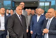 Лидерът на ГЕРБ отправи остри критики по време на визита