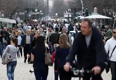 Индексът на тревожност у нас остава в критичната зона на