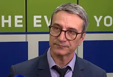 Горивата по бензиностанциите вече отразяват новия ценови шокСлужебният министър на