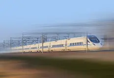 Войната с Иран приземява самолети и ускорява жп коридорите на