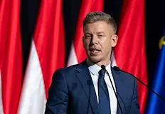 Новата власт в Будапеща планира драстични конституционни промениЛидерът на формацията