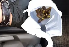 Полицията иззе незаконна скъпа карабина и дивечово месоДвама мъже са